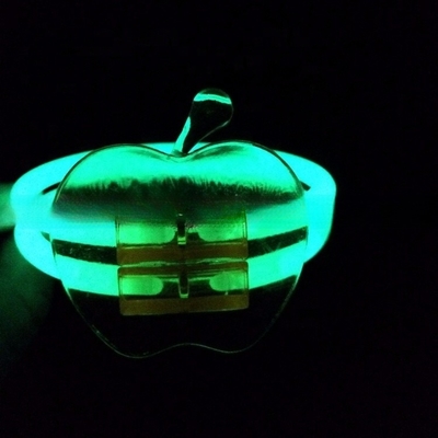 PE-Fluoreszenzflüssiger Schmetterling Glow Stick-Armbänder für Halloween-Trick oder -Treating