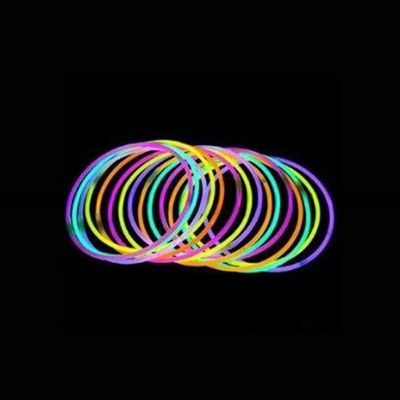 2022 Party Favor Glow Stick Halskette mit verschiedenen Farben und nicht-radioaktiver Formel